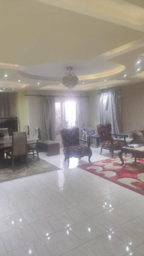 Zahraa Maadi Cairo